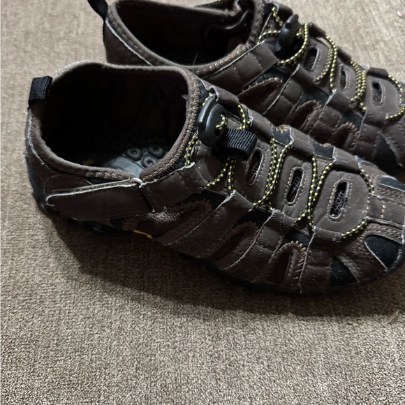 Crazy 8 Brown Shoes - Picture 5 of 6